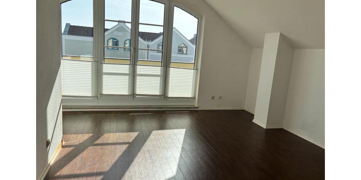 Reihenhaus Ingolstadt Südost - 6 Zimmer, 155 m&sup2;, 2.600&euro; | Angebot:25626122