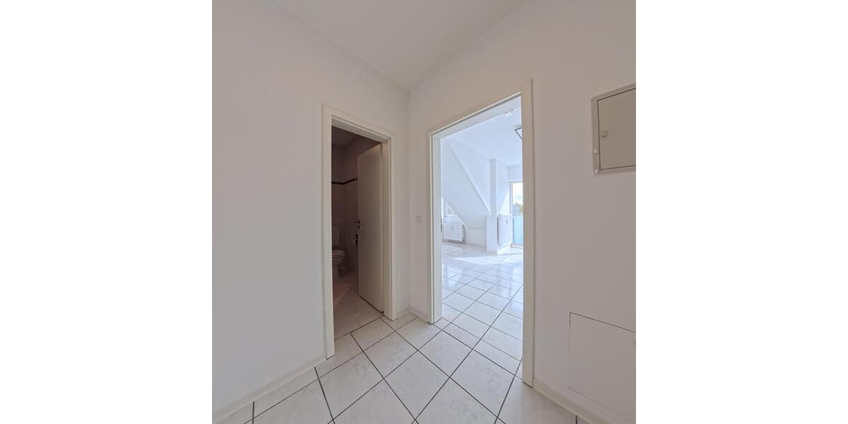 Dachgeschoßwohnung Ingolstadt Friedrichshofen-Hollerstauden - 2 Zimmer, 45 m&sup2;, 630&euro; | Angebot:27550141