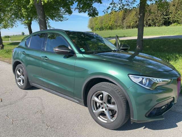 Alfa Romeo Stelvio 143.500 km 17.900 &euro; Neustadt a.d.Donau, St 93333
