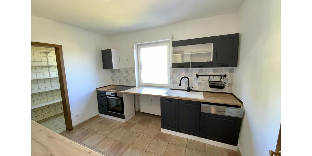 Etagenwohnung Schrobenhausen - 3 Zimmer, 108 m&sup2;, 890&euro; | Angebot:26335075