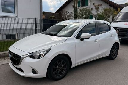 Mazda 2 86.722 km 11.700 &euro; Pfaffenhofen an der Ilm 85276