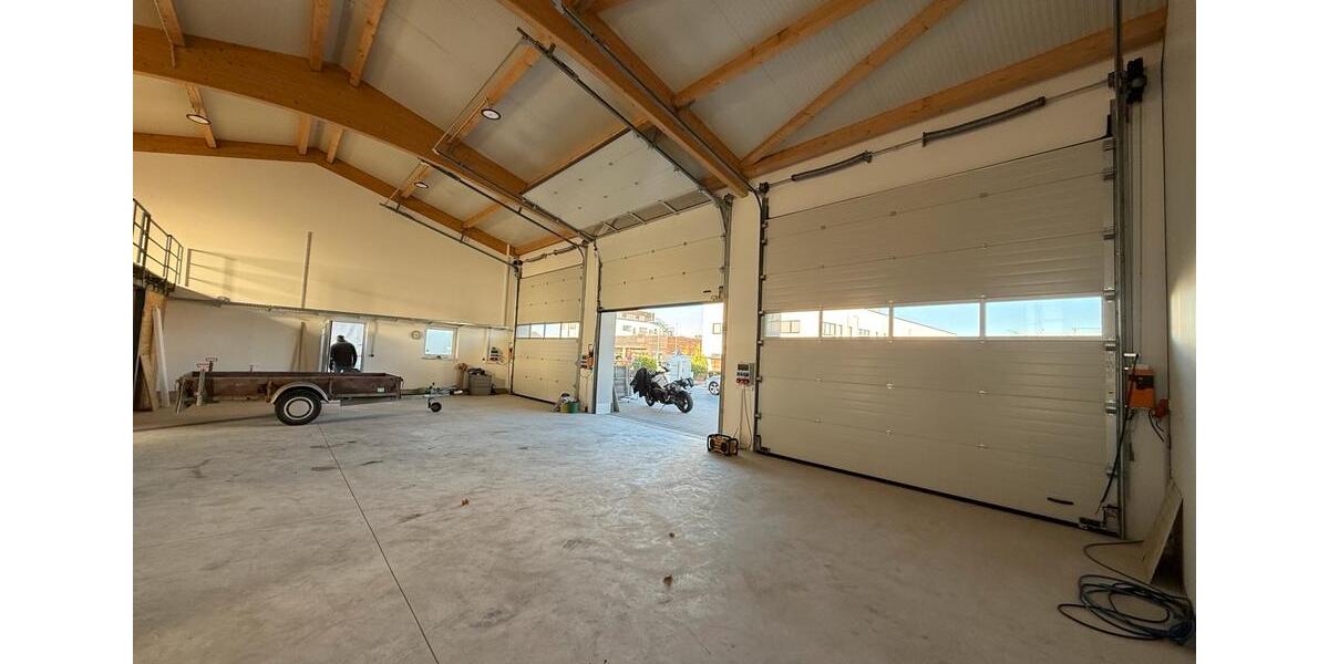 Gewerbeobjekt Eitensheim - 2.106&euro; | Angebot:23372483