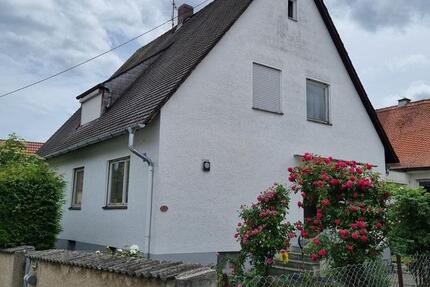 Haus Kösching - 5 Zimmer, 131 m&sup2;, 320.000&euro; | Angebot:27117741