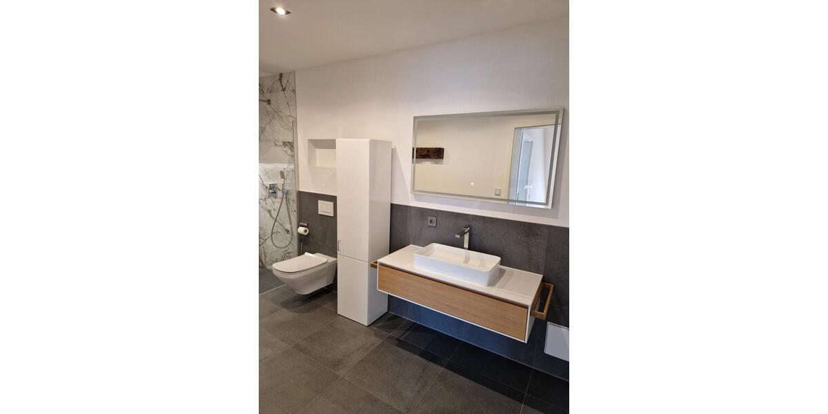 Dachgeschoßwohnung Ingolstadt - 2 Zimmer, 63 m&sup2;, 910&euro; | Angebot:25961669