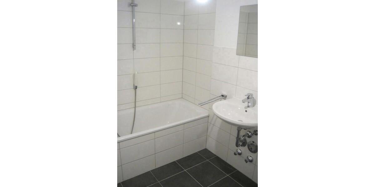 Etagenwohnung Ingolstadt Friedrichshofen-Hollerstauden - 3 Zimmer, 73 m&sup2;, 939&euro; | Angebot:25985013