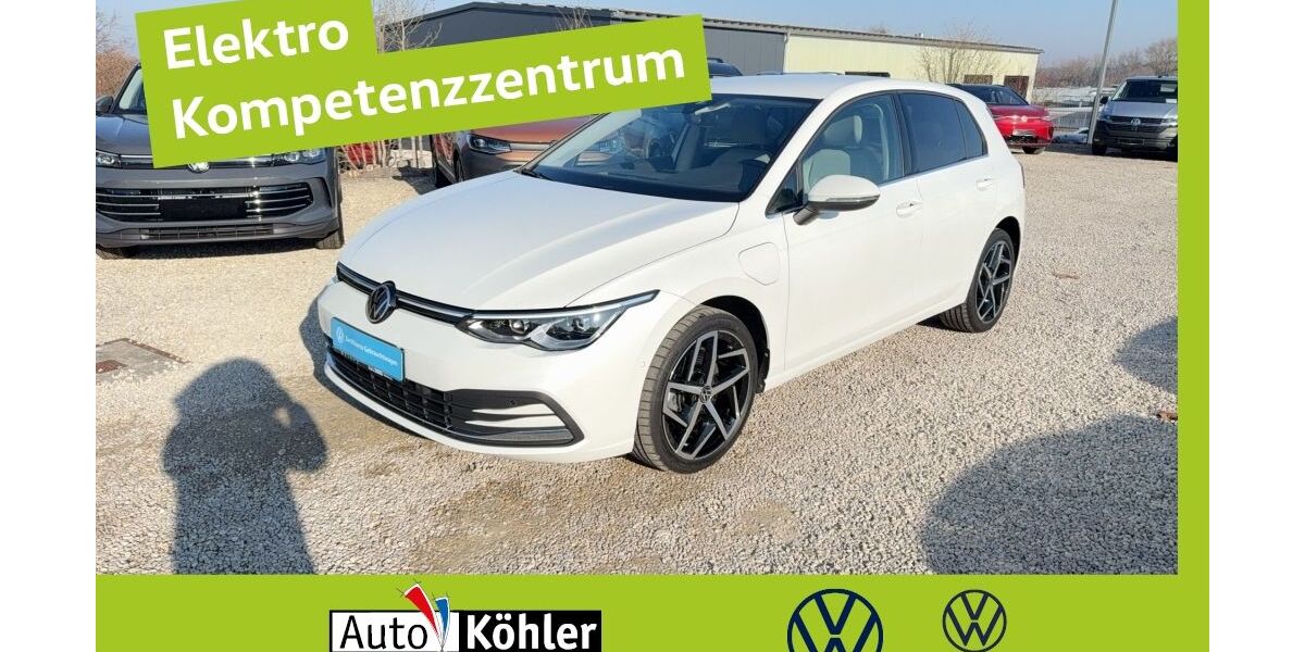 VW Golf 34.571 km 23.640 &euro; Mainburg 84048