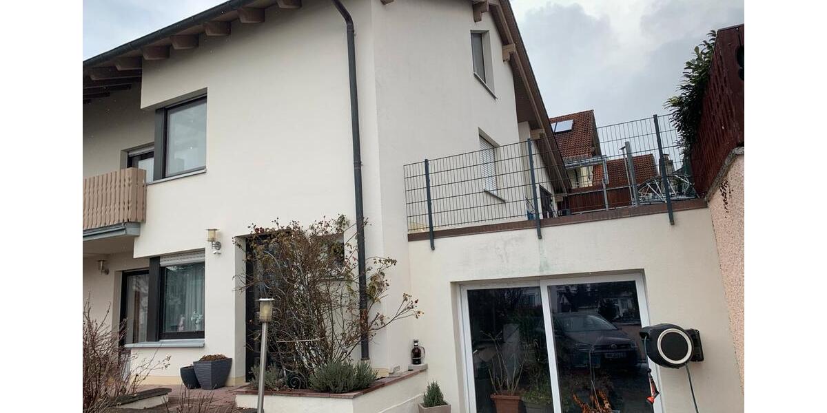 Mehrfamilienhaus, Wohnhaus Wettstetten - 5 Zimmer, 220 m&sup2;, 859.000&euro; | Angebot:24330435