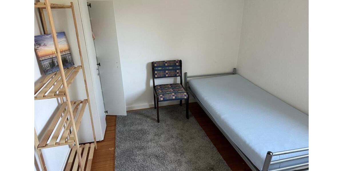 Etagenwohnung Manching - 3 Zimmer, 80 m&sup2;, 300&euro; | Angebot:26193734