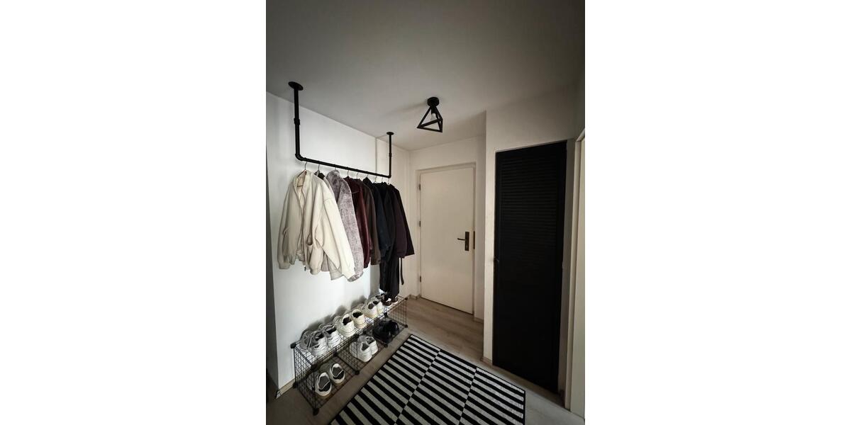 Dachgeschoßwohnung Ingolstadt - 3 Zimmer, 73 m&sup2;, 1.350&euro; | Angebot:26701503