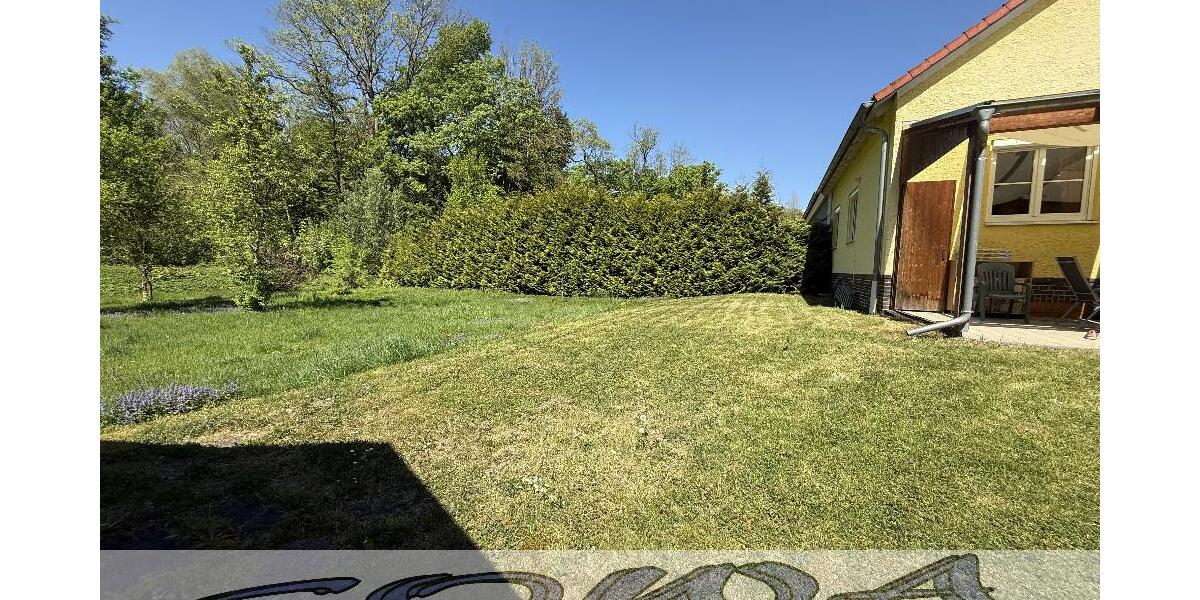 Attraktives Haus mit Ausbaupotential und mit großzügigem Grundstück und Waldfläche in Weichering - Ein Objekt von Ihrem Immobilienpartner SOWA Immobilien und Finanzen - Einfamilienhaus Weichering | Angebot:26060386