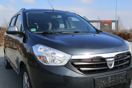 Dacia Lodgy 87.500 km 7.490 &euro; Ingolstadt 85055