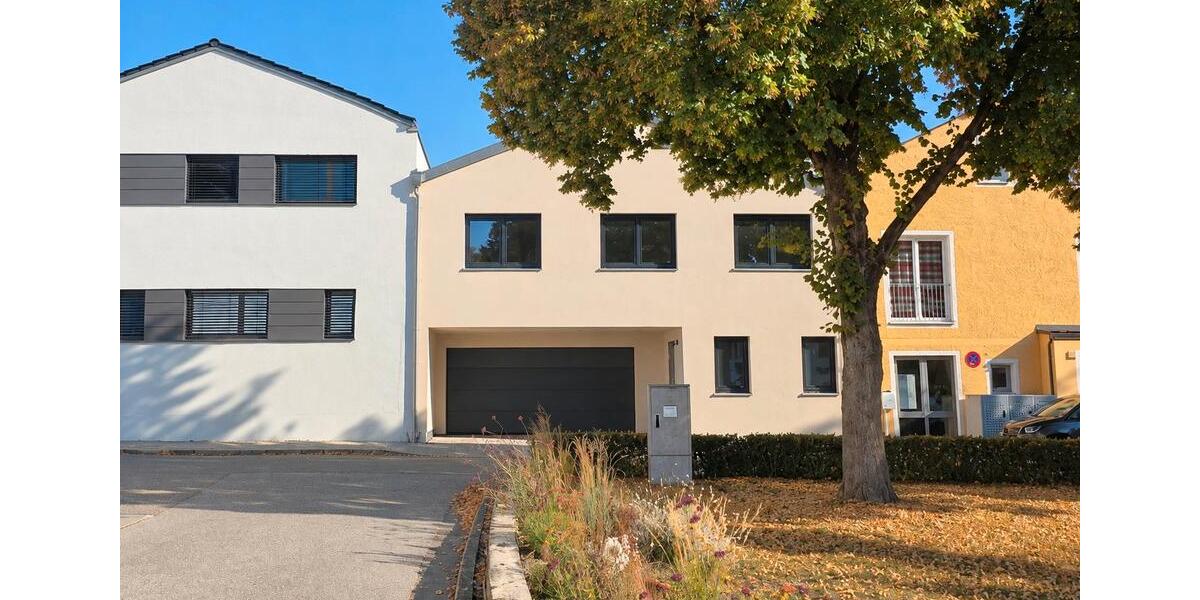 Einfamilienhaus Buxheim - 5 Zimmer, 187 m&sup2;, 2.500&euro; | Angebot:27613227