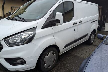 Ford Transit Custom 125.000 km 15.100 &euro; Eichstätt 85072
