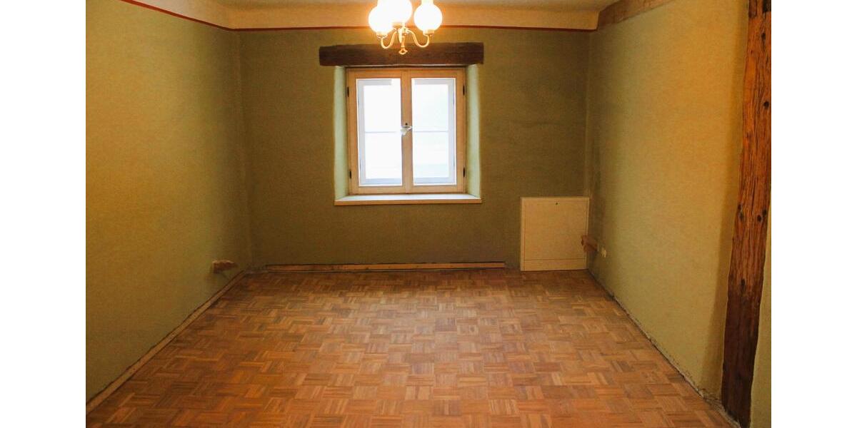 Etagenwohnung Eichstätt - 18 Zimmer, 145 m&sup2;, 270&euro; | Angebot:26422195