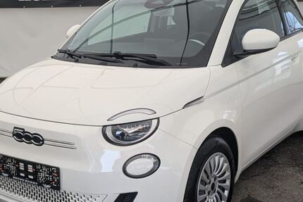 Fiat 500e 26.500 km 17.600 &euro; Langenmosen 86571