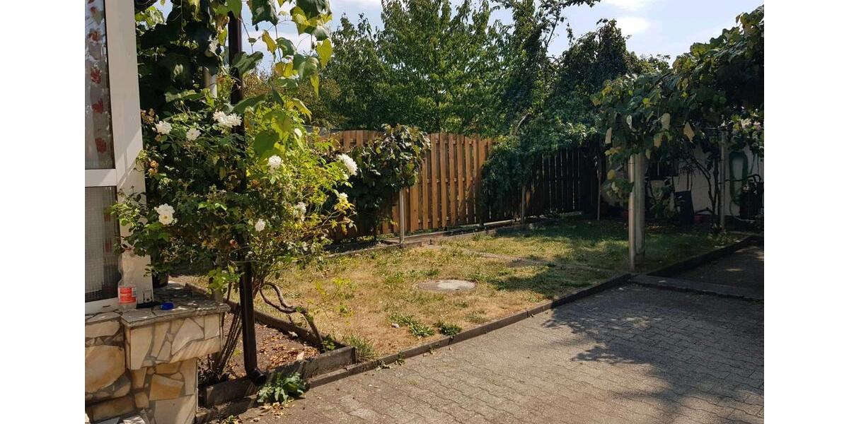 Erdgeschoßwohnung Ingolstadt Nordost - 3.5 Zimmer, 72 m&sup2;, 300.000&euro; | Angebot:27576583