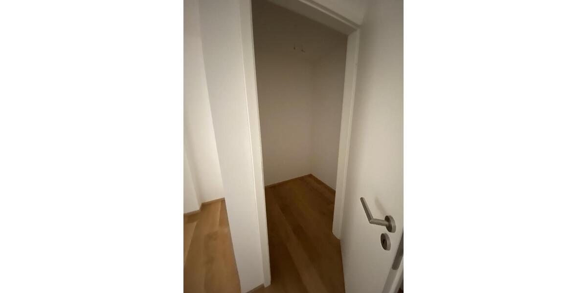 Etagenwohnung Neuburg an der Donau - 2.5 Zimmer, 65 m&sup2;, 900&euro; | Angebot:25220768