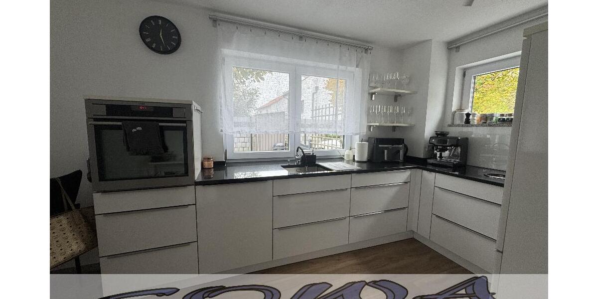 Hochwertige Doppelhaushälfte mit Stellplätzen in Hepberg - Ein Objekt von Ihrem Immobilienpartner SOWA Immobilien und Finanzen - Doppelhaushälfte Hepberg | Angebot:23704507