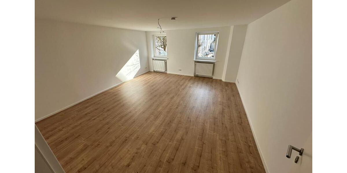 Etagenwohnung Mainburg - 3 Zimmer, 110 m&sup2;, 900&euro; | Angebot:25435832
