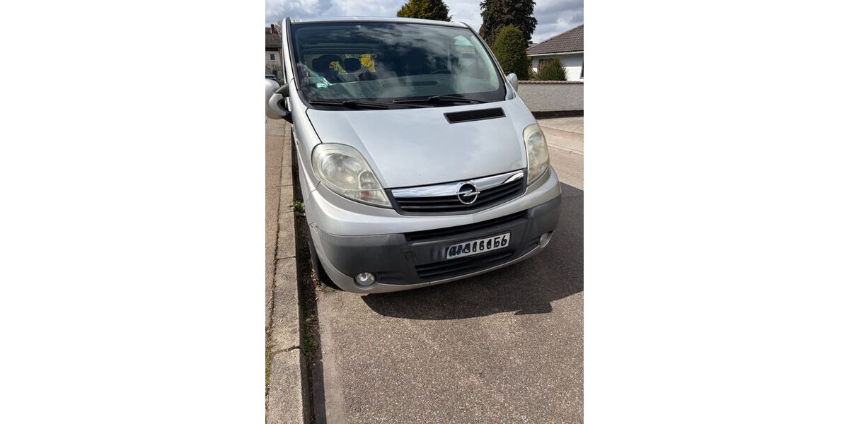 Opel Vivaro 288.538 km 8.500 &euro; Ingolstadt 85055