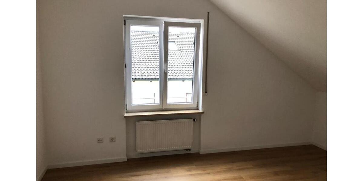 Dachgeschoßwohnung Ingolstadt Münchener Straße - 2 Zimmer, 63 m&sup2;, 350.000&euro; | Angebot:25991031