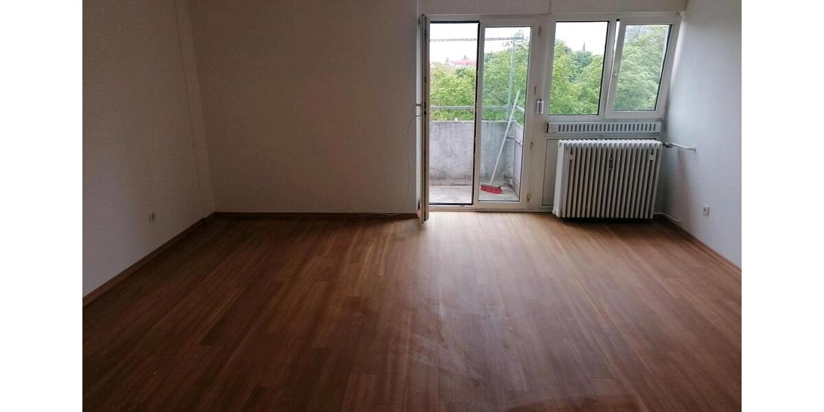Etagenwohnung Ingolstadt - 1 Zimmer, 32 m&sup2;, 600&euro; | Angebot:25782813