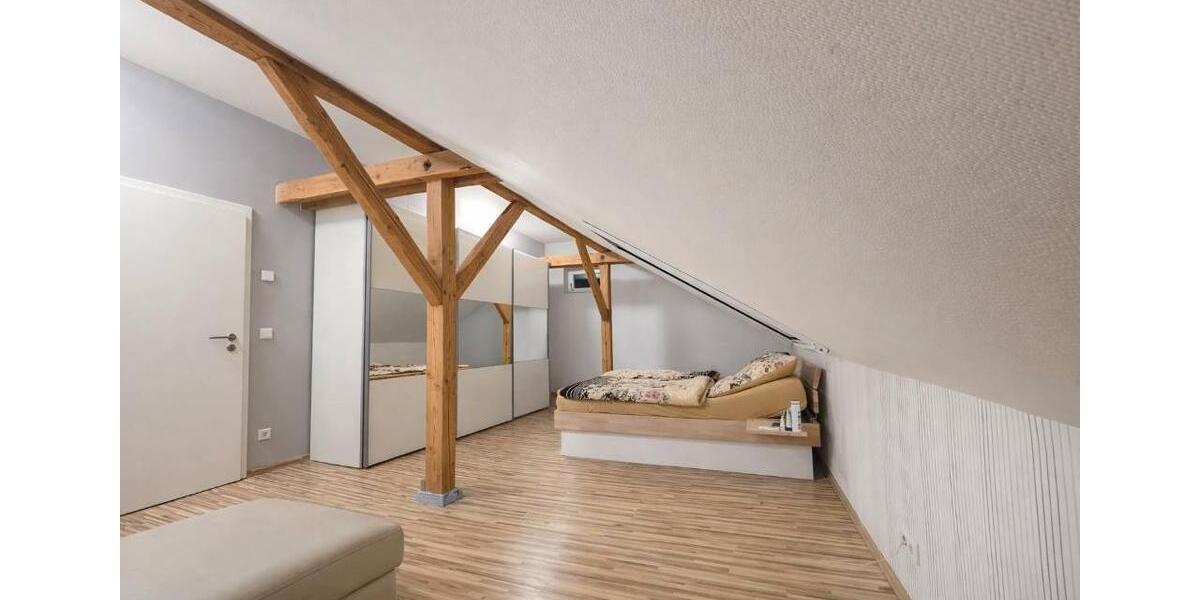 Doppelhaushälfte Ingolstadt Friedrichshofen-Hollerstauden - 5 Zimmer, 135 m&sup2;, 2.250&euro; | Angebot:26102316