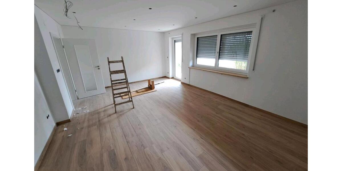 Erdgeschoßwohnung Großmehring - 4 Zimmer, 115 m&sup2;, 1.570&euro; | Angebot:27609518