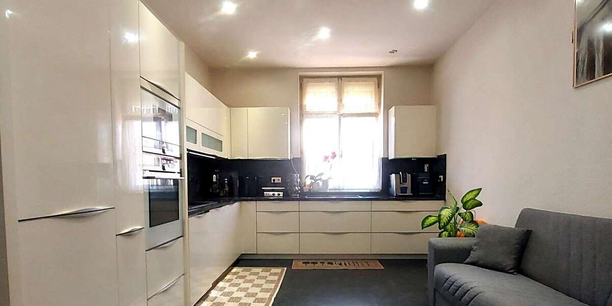 Etagenwohnung Ingolstadt Friedrichshofen-Hollerstauden - 4 Zimmer, 148 m&sup2;, 350.000&euro; | Angebot:25546935