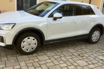 Audi Q2 12.000 km 24.200 &euro; Oberstimm 85077