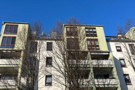 Wohnung Ingolstadt Münchener Straße - 3 Zimmer, 89 m&sup2;, 1.080&euro; | Angebot:25926247