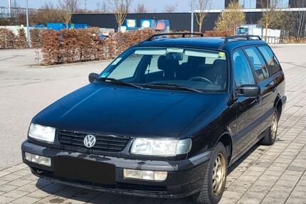 VW Passat Variant 271.000 km 950 &euro; Kösching 85092