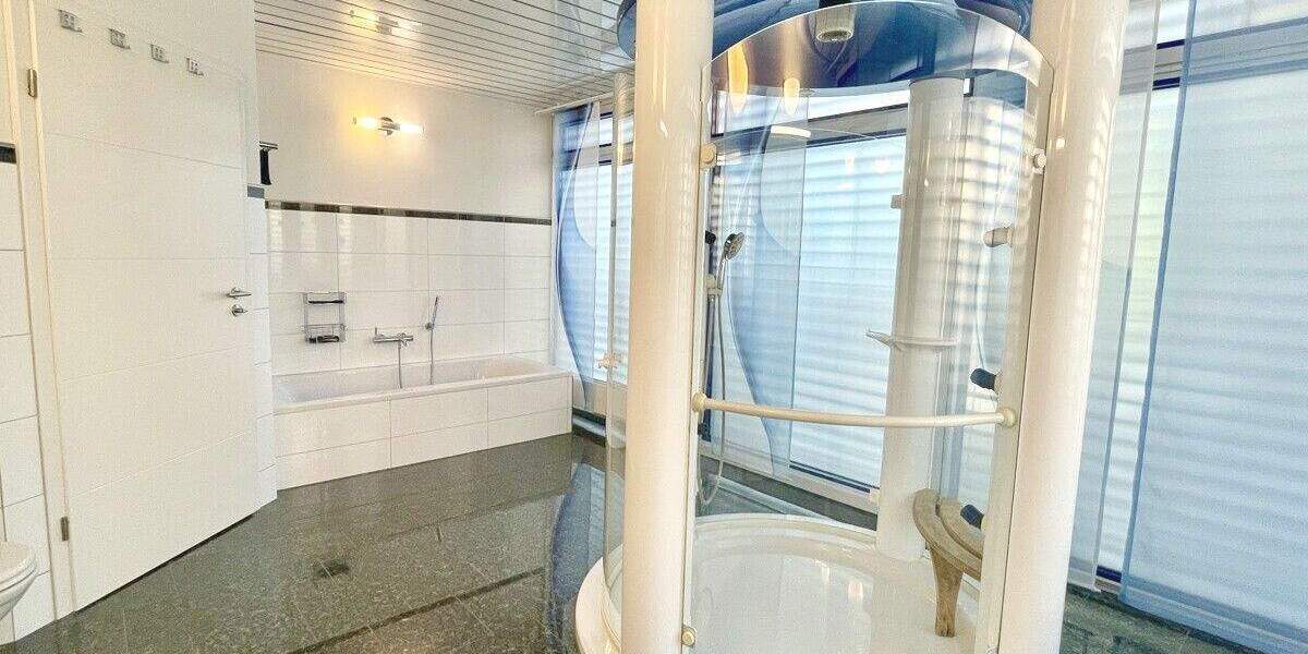 Mehrfamilienhaus, Wohnhaus Pfaffenhofen an der Ilm Pfaffenhofen a d Ilm - 7 Zimmer, 332 m&sup2;, 1.195.000&euro; | Angebot:25909297