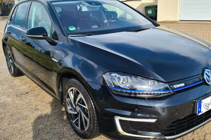 VW Golf 84.000 km 11.500 &euro; Neustadt a.d.Donau 93333