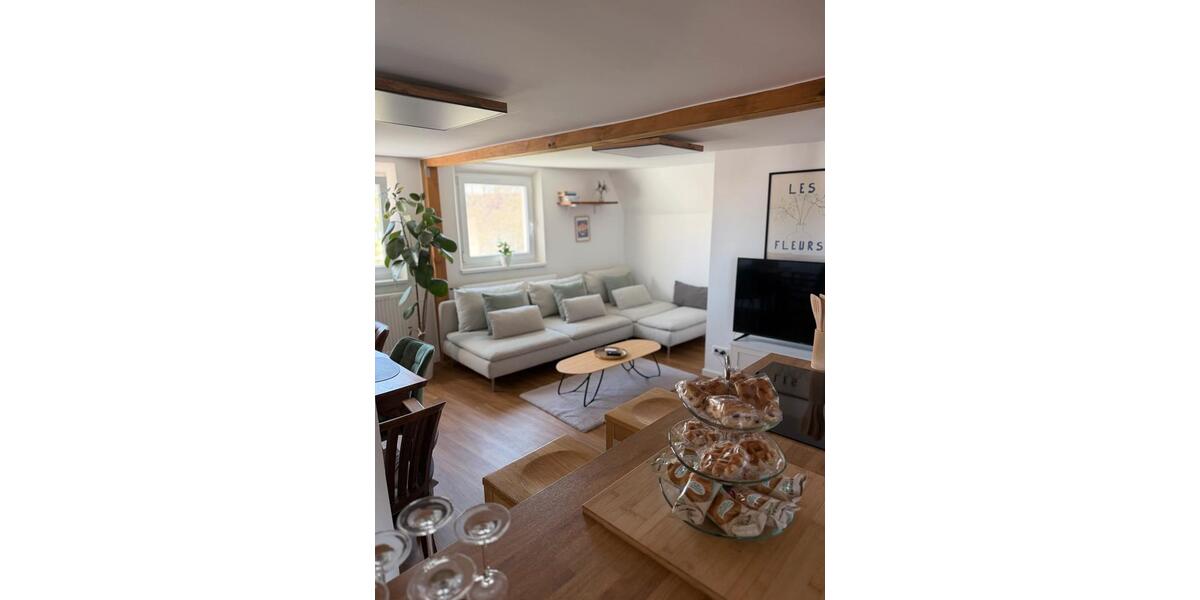 Dachgeschoßwohnung Ingolstadt - 4 Zimmer, 122 m&sup2;, 2.800&euro; | Angebot:26422226