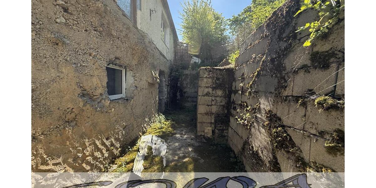 Großzügiges Einfamilienhaus mit Charme in einer guten Lage in Neuburg - Ein Eigenheim von Ihrem Immobilienexperten SOWA Immobilien & Finanzen - Einfamilienhaus Neuburg | Angebot:25056531