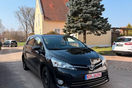 Toyota Verso 174.704 km 7.990 &euro; Neustad an Der Donau 93333