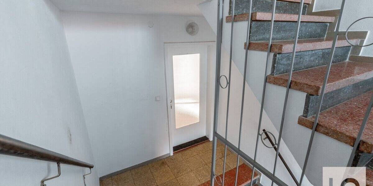 Mehrfamilienhaus, Wohnhaus Ingolstadt Mailing - 9 Zimmer, 260 m&sup2;, 639.000&euro; | Angebot:25745915