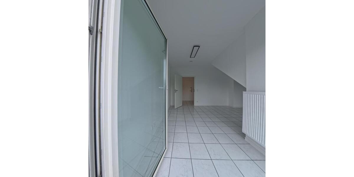 Dachgeschoßwohnung Ingolstadt Friedrichshofen-Hollerstauden - 2 Zimmer, 45 m&sup2;, 630&euro; | Angebot:27550141