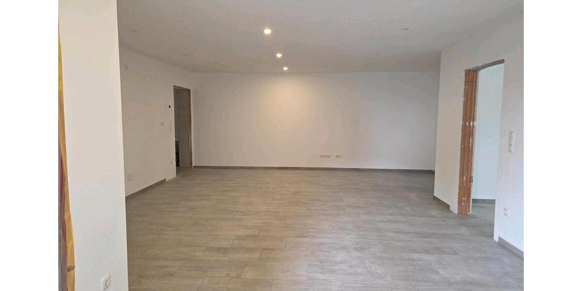 Erdgeschoßwohnung Mainburg - 2 Zimmer, 75 m&sup2;, 900&euro; | Angebot:25843221