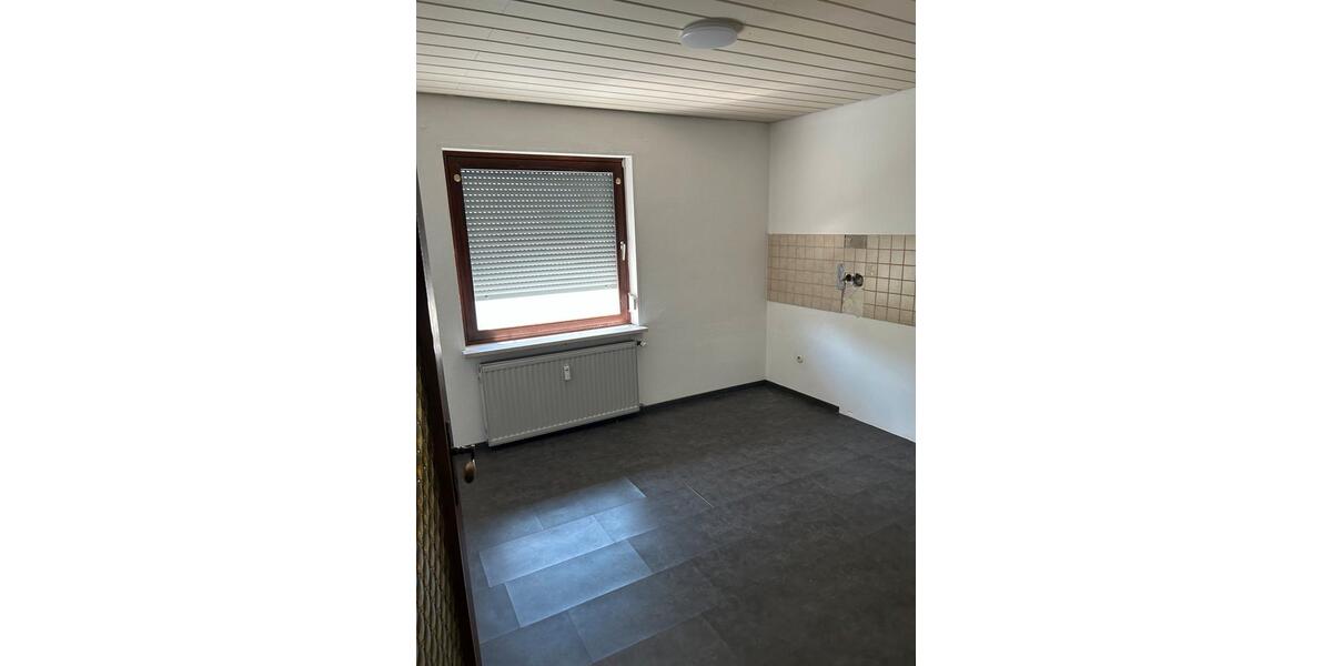 Mehrfamilienhaus, Wohnhaus Ingolstadt Nordost - 9 Zimmer, 176 m&sup2;, 500.000&euro; | Angebot:26262496