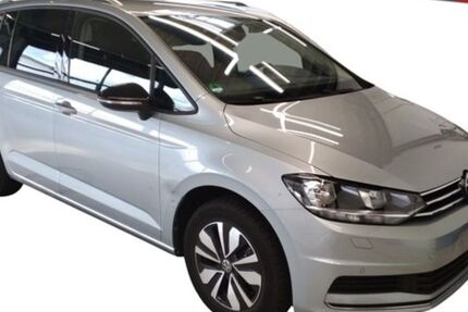 VW Touran 9.037 km 32.730 &euro; Mainburg 84048