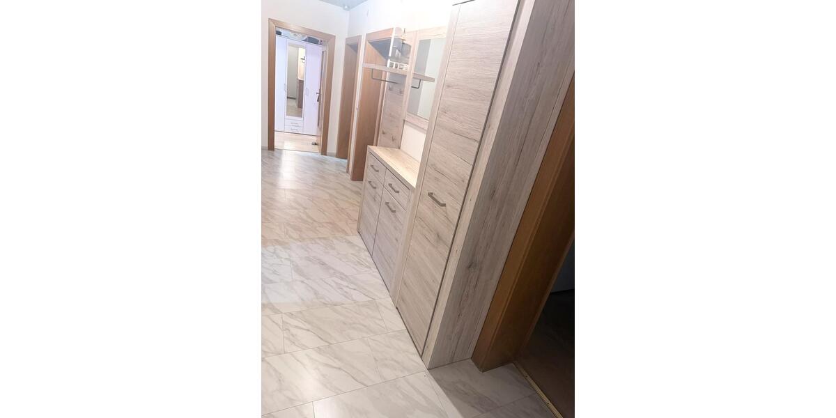 Etagenwohnung Ingolstadt Nordost - 4 Zimmer, 90 m&sup2;, 390.000&euro; | Angebot:26676003