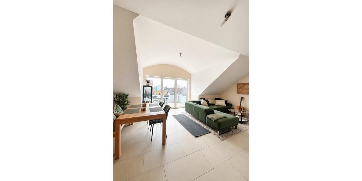 Dachgeschoßwohnung Ingolstadt Nordost - 2.5 Zimmer, 65 m&sup2;, 296.000&euro; | Angebot:26515220