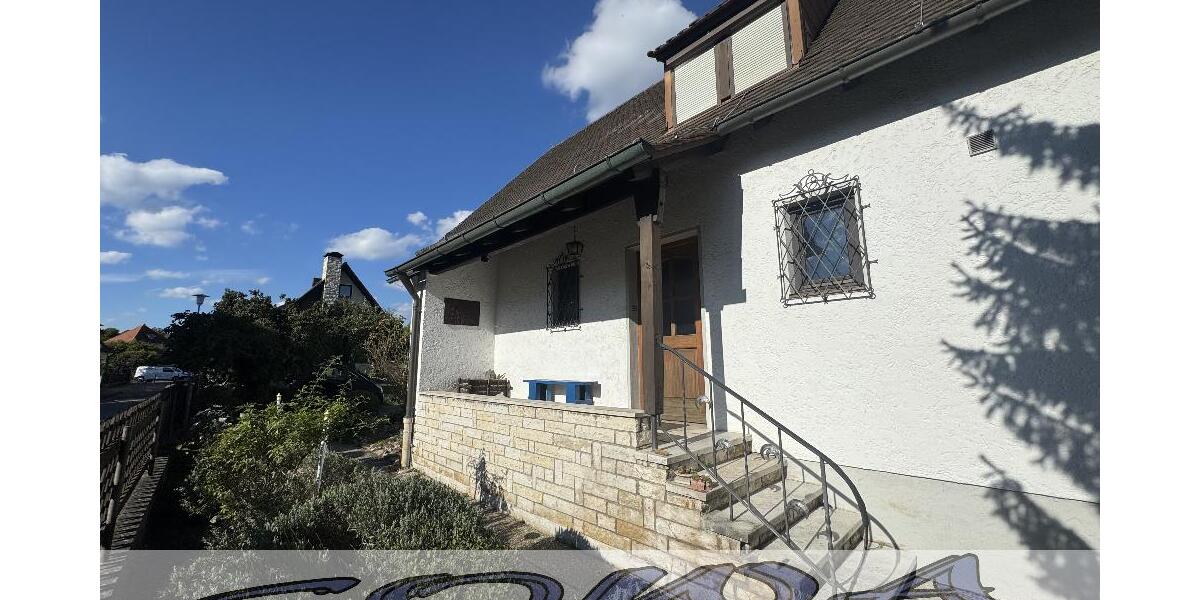 1A Lage - Haus in Stadtlage mit Keller (12-Familienhaus) - Ein Objekt von Ihrem Immobilienpartner SOWA Immobilien und Finanzen - Zweifamilienhaus Neuburg | Angebot:27445402