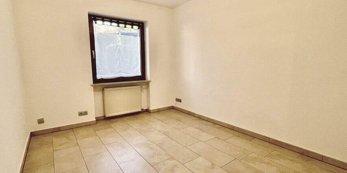 Mehrfamilienhaus, Wohnhaus Pfaffenhofen an der Ilm Pfaffenhofen a d Ilm - 7 Zimmer, 332 m&sup2;, 1.195.000&euro; | Angebot:25909297