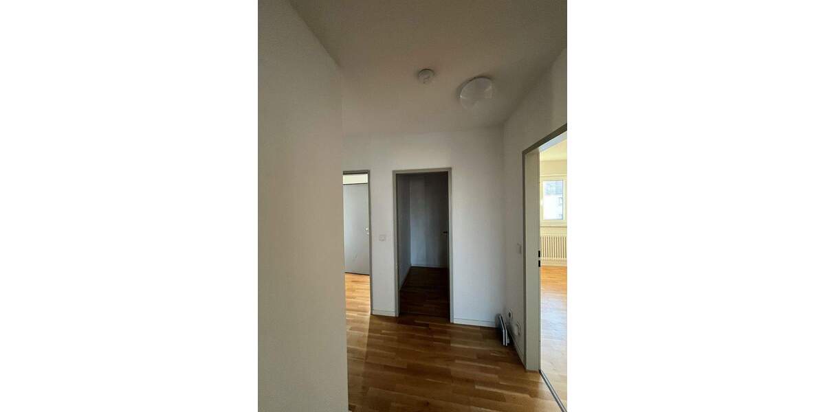Etagenwohnung Ingolstadt Sonnenbrücke - 6 Zimmer, 164 m&sup2;, 370.000&euro; | Angebot:25820524