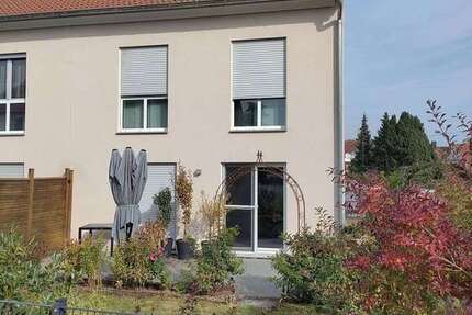 Haus Eitensheim - 5 Zimmer, 158 m&sup2;, 1.640&euro; | Angebot:27564416
