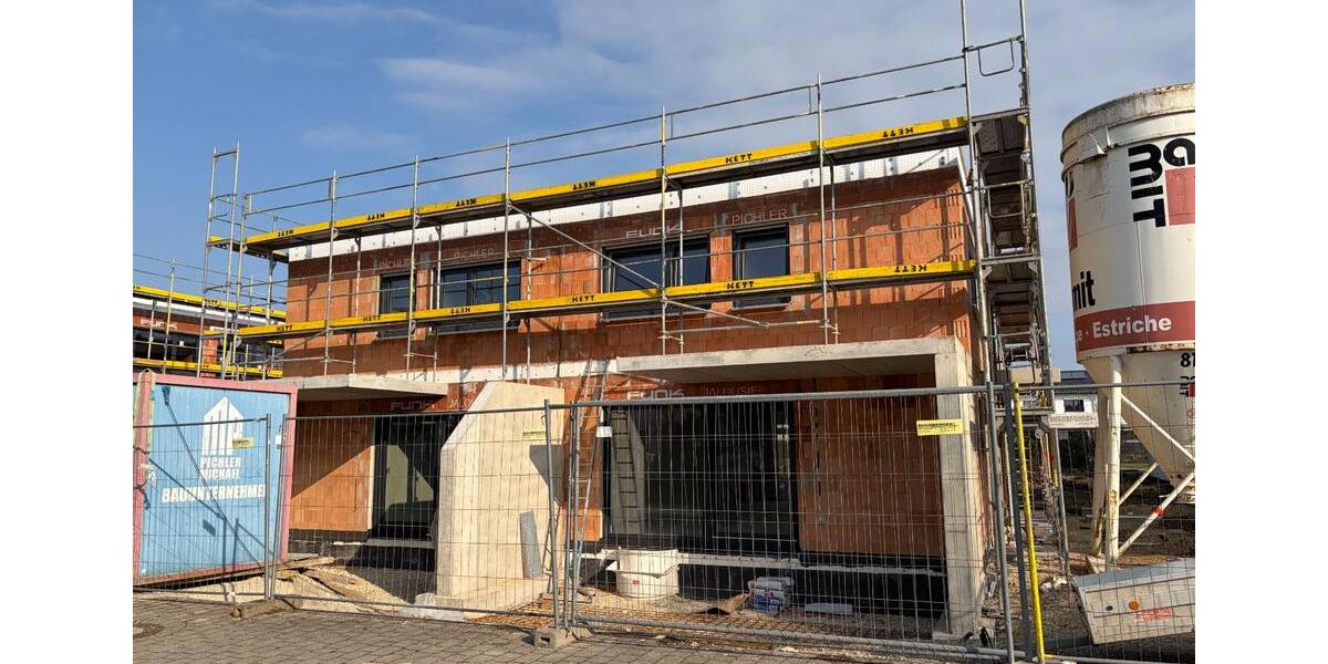 Etagenwohnung Ingolstadt Nordost - 4 Zimmer, 148 m&sup2;, 2.072&euro; | Angebot:25840268