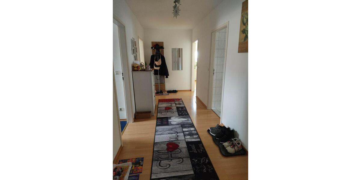 Dachgeschoßwohnung Ingolstadt Nordost - 4 Zimmer, 88 m&sup2;, 880&euro; | Angebot:25923228